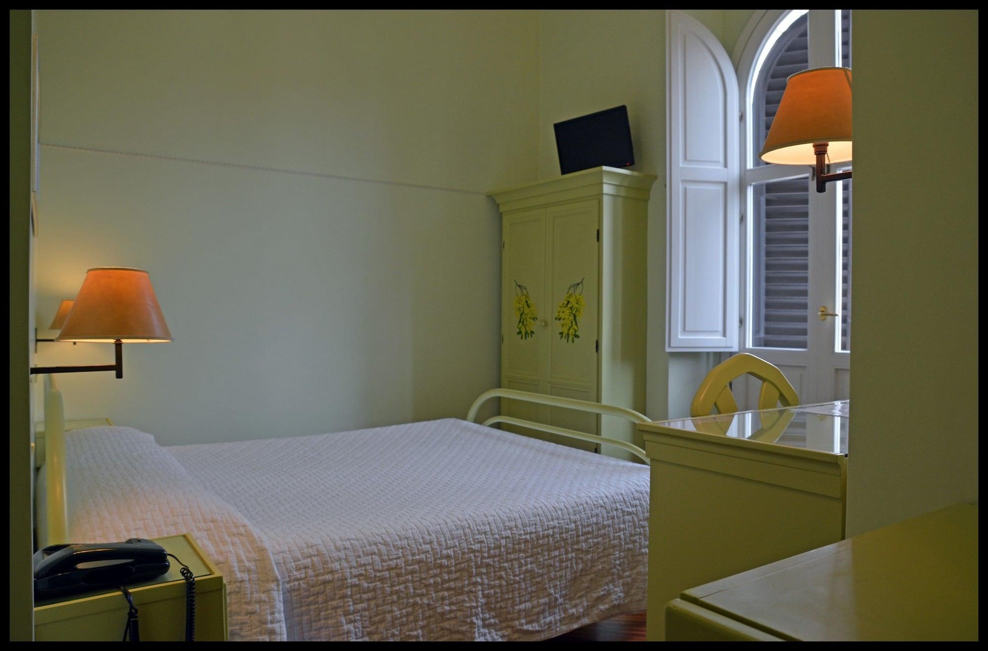 Lilium Boutique Hotel Рим Екстериор снимка