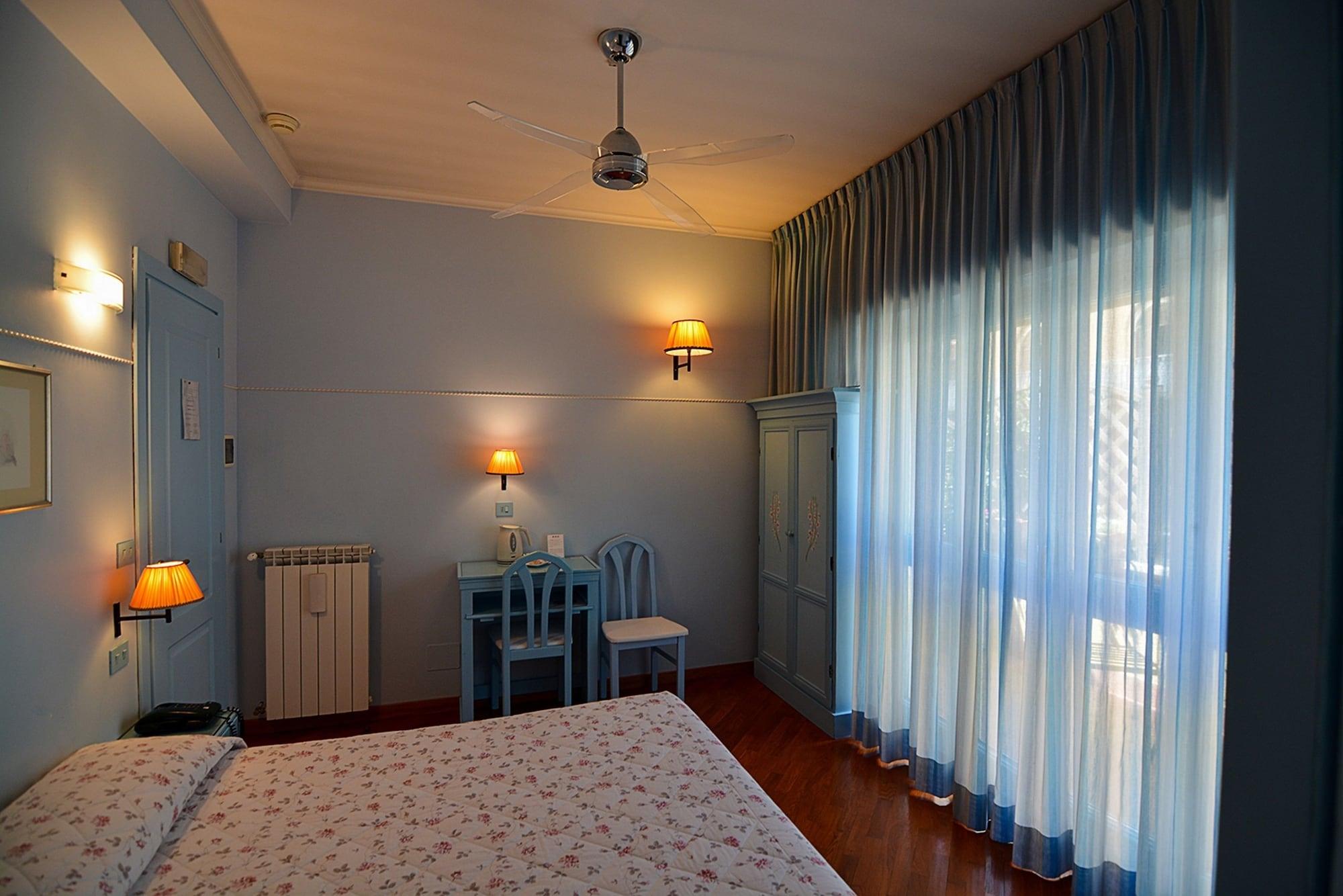 Lilium Boutique Hotel Рим Екстериор снимка