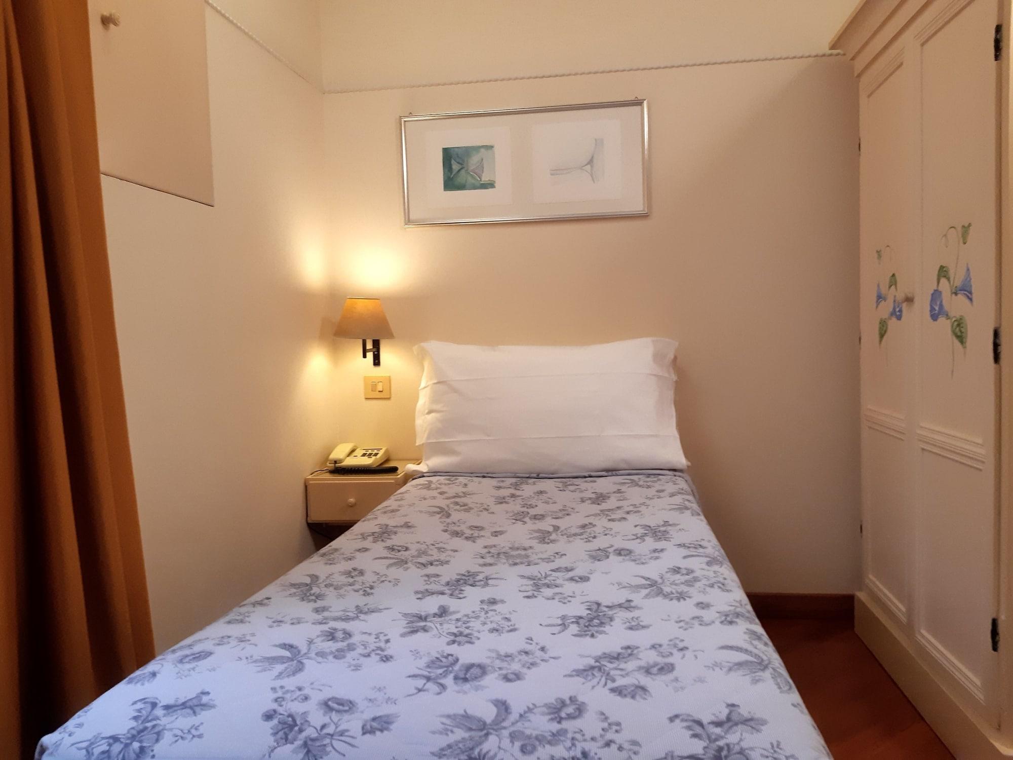 Lilium Boutique Hotel Рим Екстериор снимка
