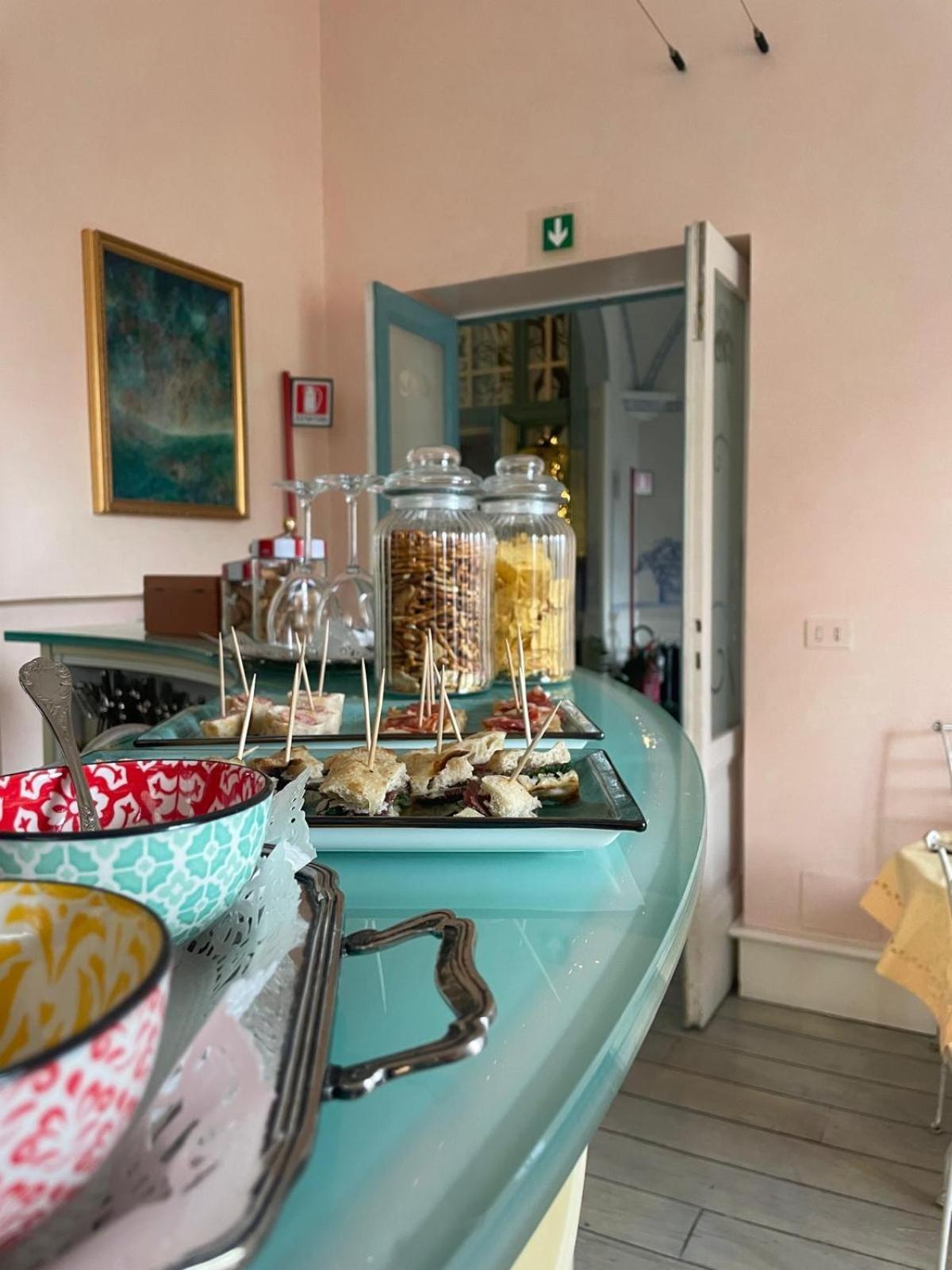 Lilium Boutique Hotel Рим Екстериор снимка