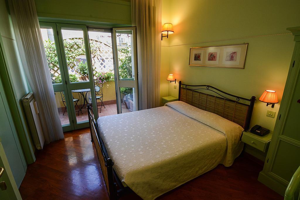 Lilium Boutique Hotel Рим Екстериор снимка